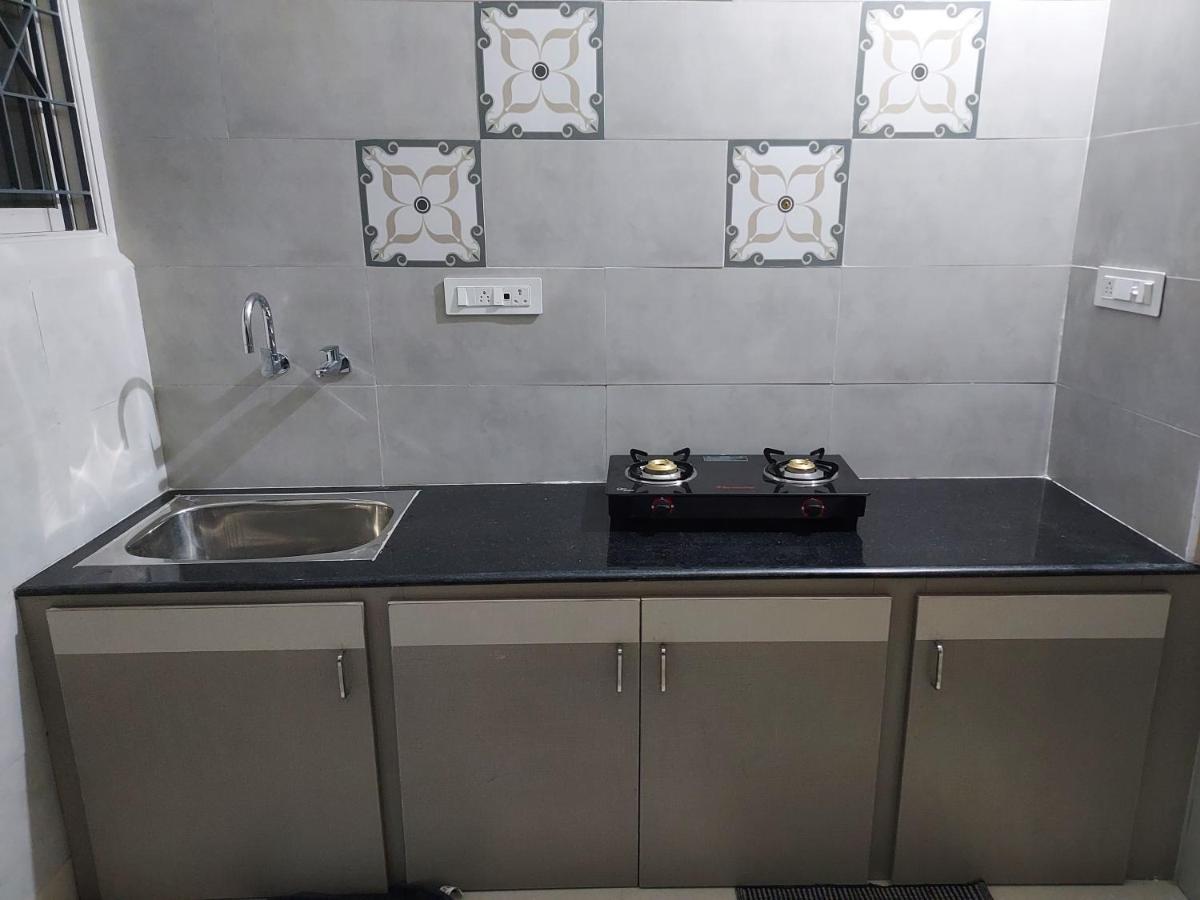 Srirangam Service Apartment Tiruchirappalli Buitenkant foto